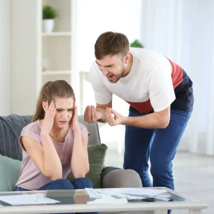 10 vlastností, které muže na ženách nejvíc odrazují